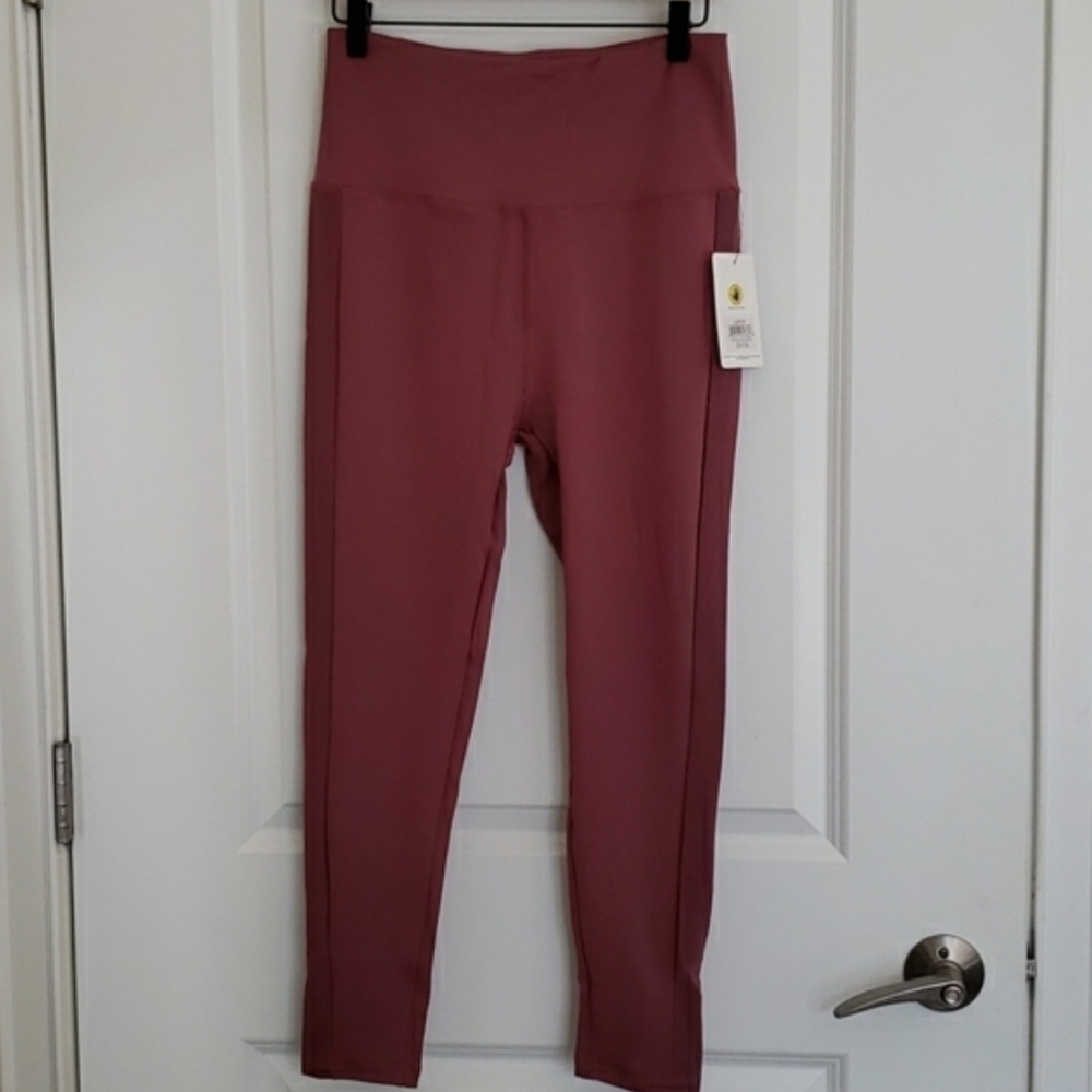 Body Glove Women's 7/8 Leggings w/Media Pocket in Berry - Size L